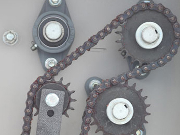 
		床单折叠机
	(图6)